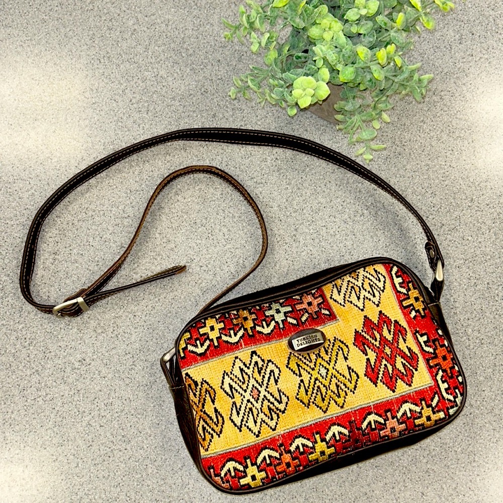 RARE TURKISH KILIM Handcrafted NWOT Crossbody bag with long adjustable strap